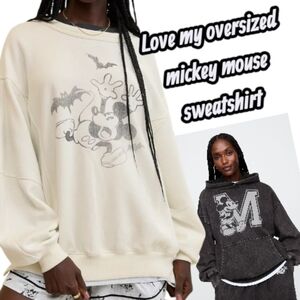 Aerie Très Chic Sweatshirt Oversized Mickey Mouse Graphic Sweatshirt-Soft Muslin